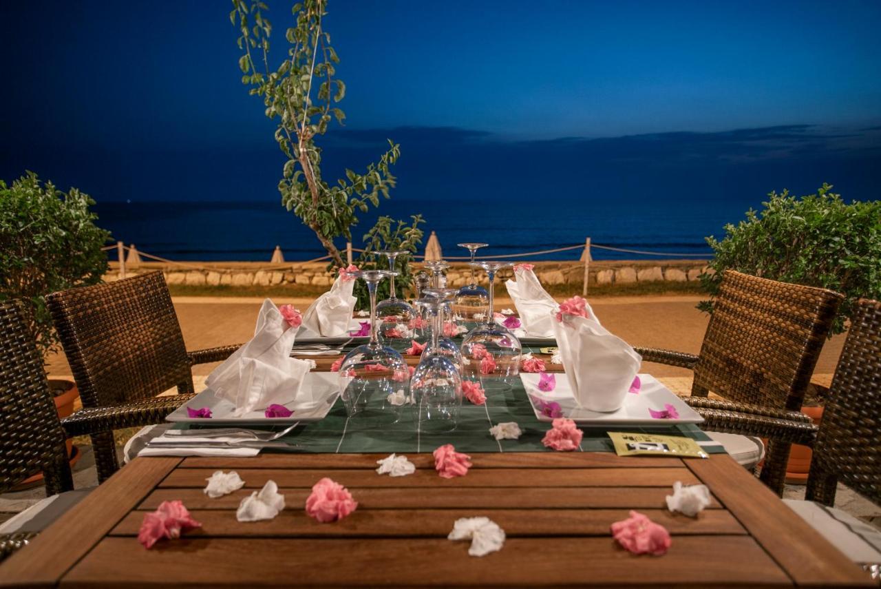 Side Beach Club Екстериор снимка