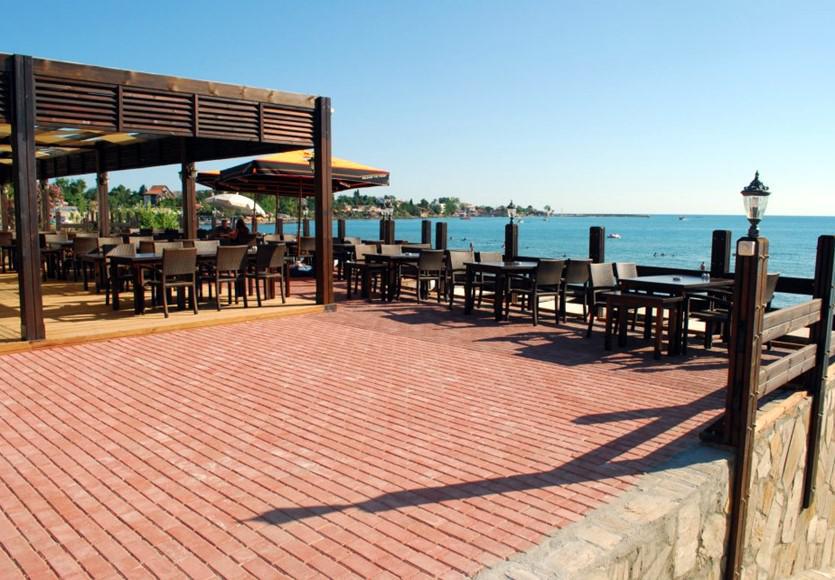 Side Beach Club Екстериор снимка